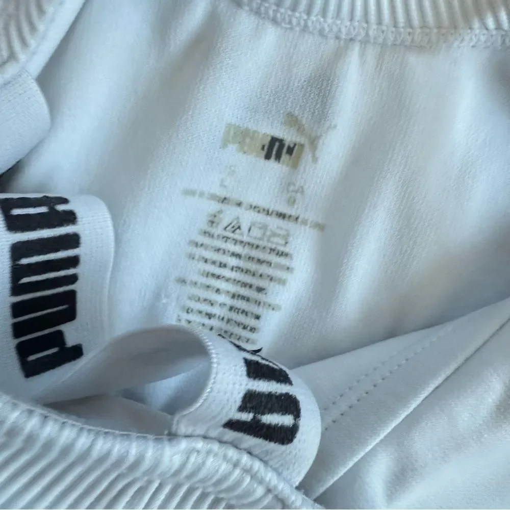 Puma Women's Swimsuit One Piece Off‎ White Size Large Ivory